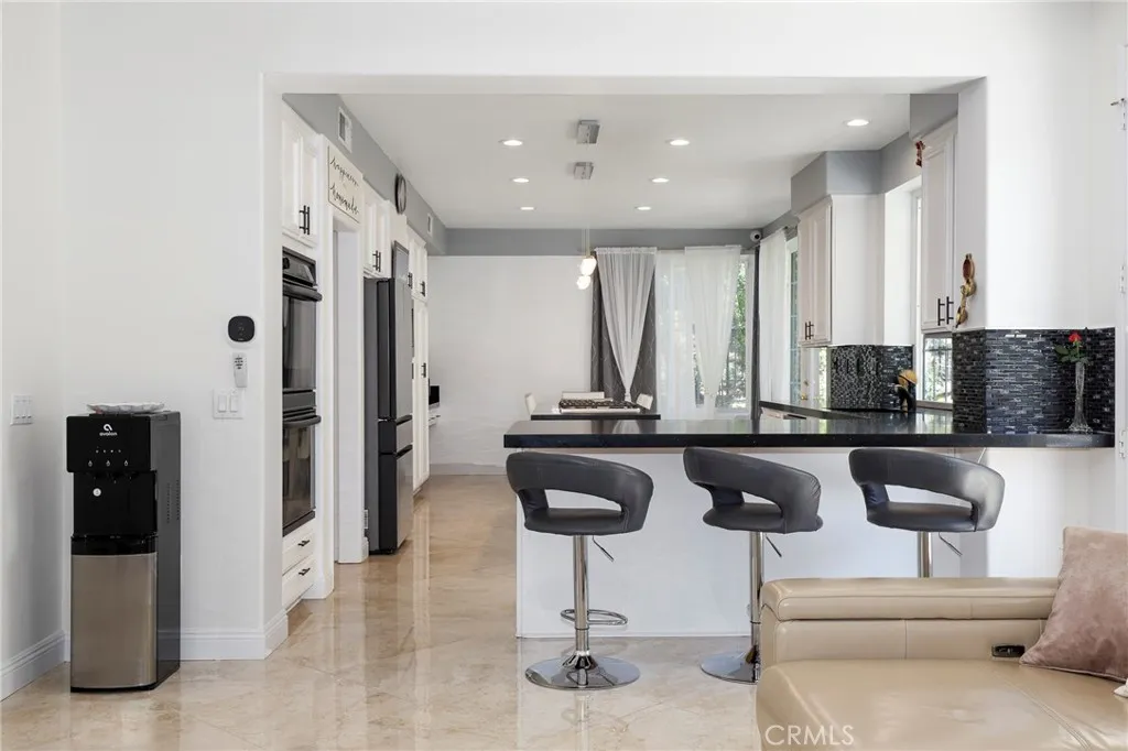 29668 Mammoth, Canyon Country, California 91387 home-pic-13